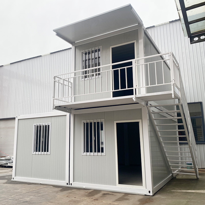 Prefabricated movable 20 foot flat packaging container house